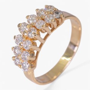 3464.Anillo de oro amarillo 14K con diamantes escalonados