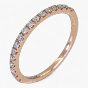 3660.Cintillo de oro rosado de 14K con diamantes