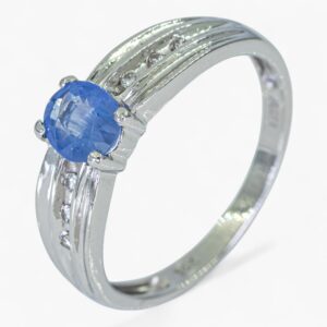 3663.Anillo de oro blanco 14K con zafiro y diamantes