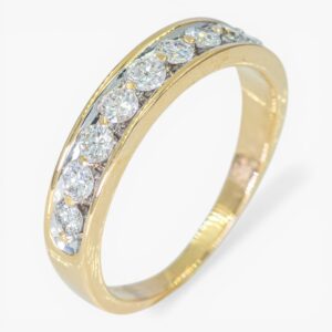 4005 Anillo tipo cintillo de oro amarillo de 14k con diamantes
