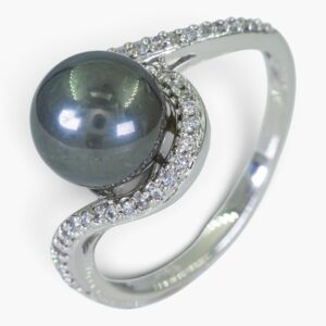 4182 Anillo de oro blanco 14K estilo bypass con perla oscura y diamantes